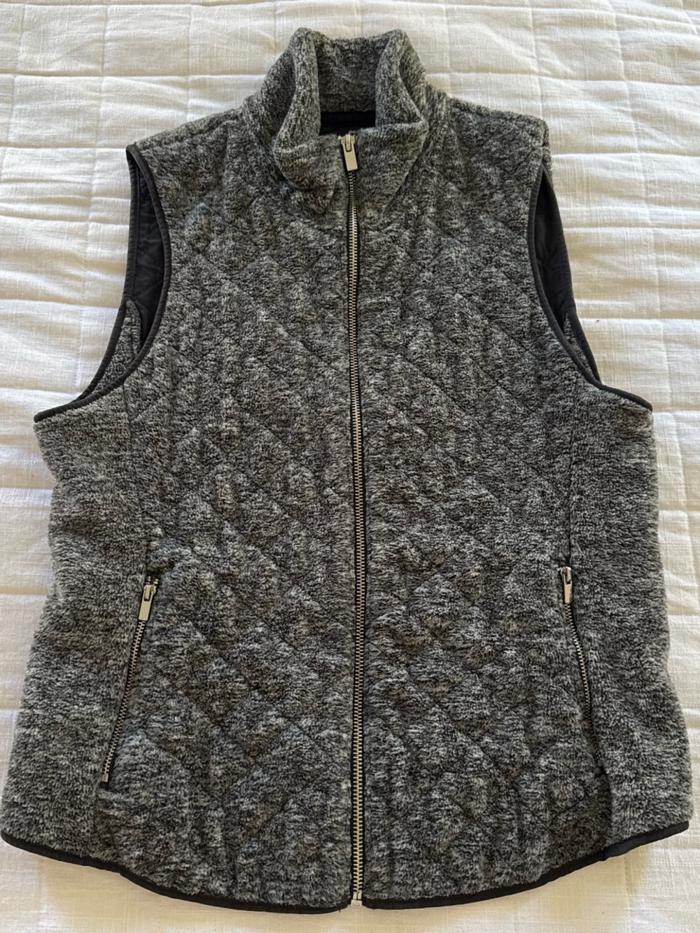 Abercrombie & Fitch Quilted Charcoal Gray Zip-Up Vest